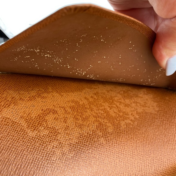 Louis Vuitton Agenda MM - Picture 10 of 11